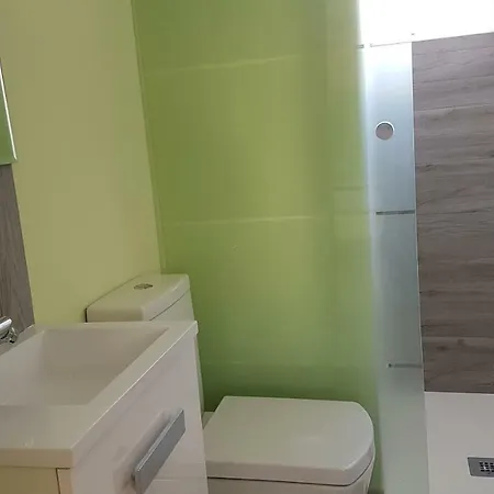 Apartamento Acogedor En El Barrio Del Parlamento De Andalucía *